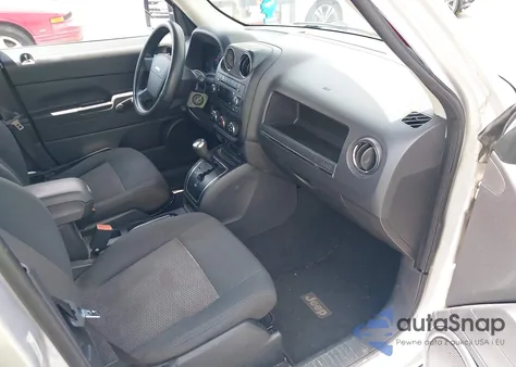 2010 Jeep Patriot Sport из США, поврежденный, VIN 1J4NT2GA6AD573447